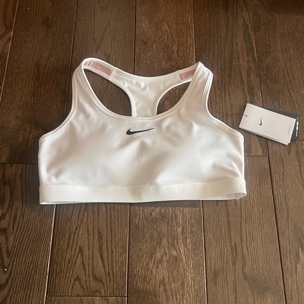Nike Swoosh Sports Bra